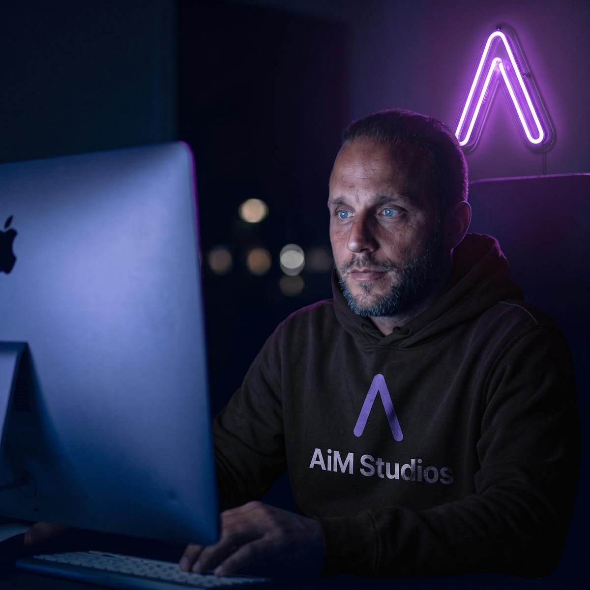 Fredrik, AiM Studios